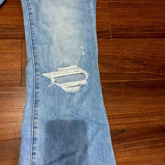 American Eagle Low-Rise Flare Size 8R - Picture 3 of 9